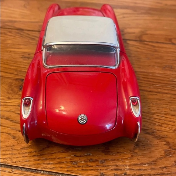 Jada Big Time Muscle Red 1957 Chevy Corvette - Picture 3 of 12